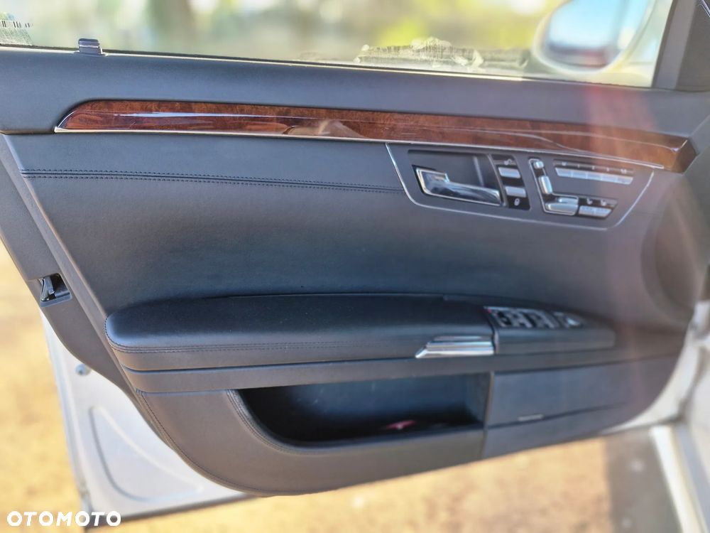 Mercedes-Benz Klasa S 63 AMG L 7G-TRONIC - 16