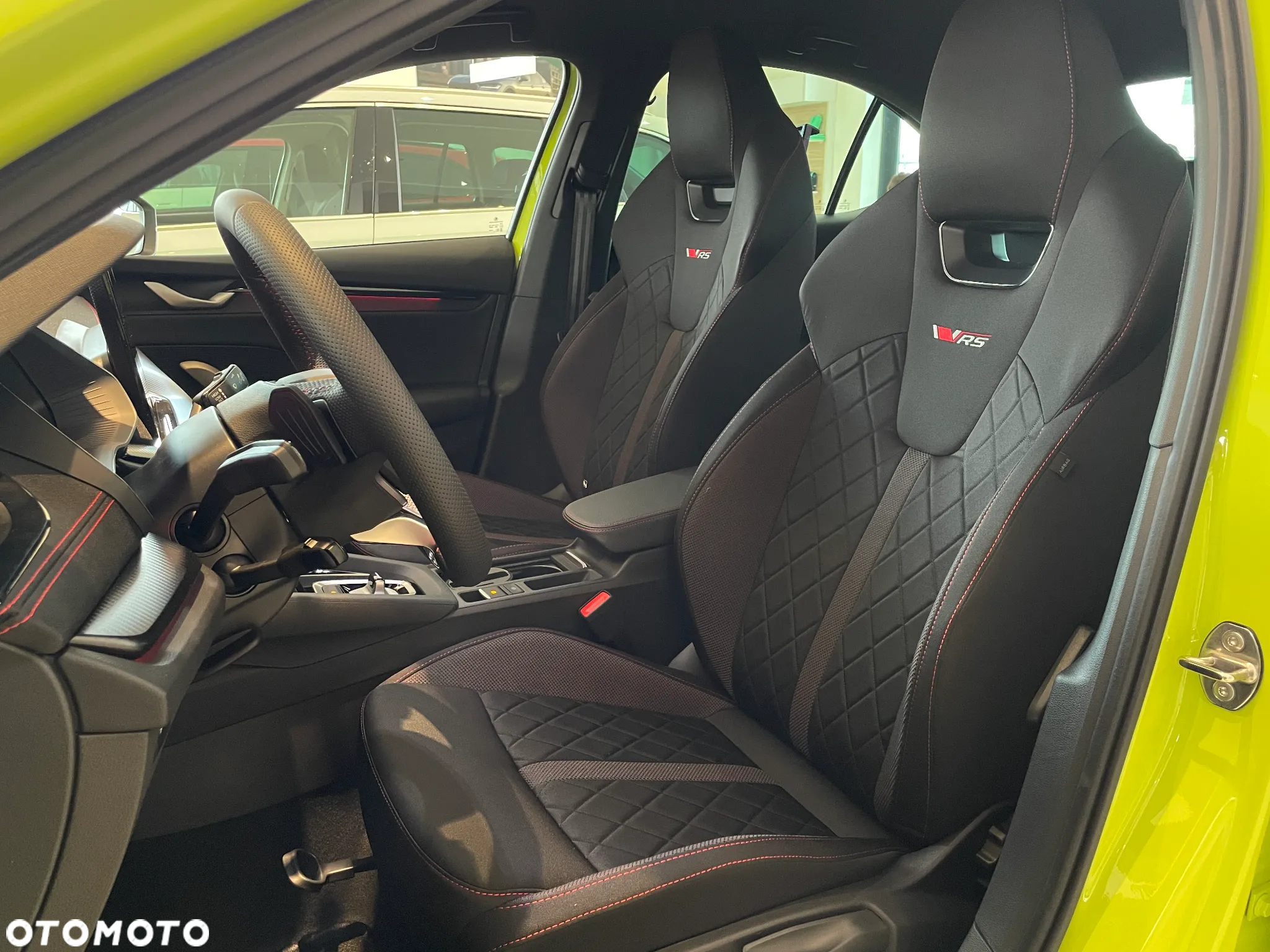 Skoda Octavia 2.0 TSI RS DSG - 16