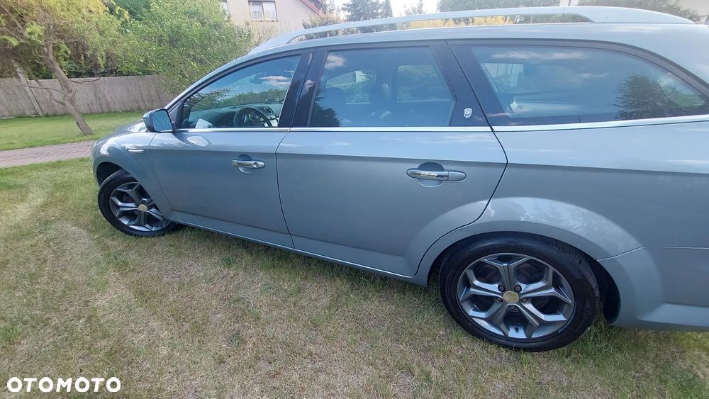Ford Mondeo 2.0 Ghia Executive - 3