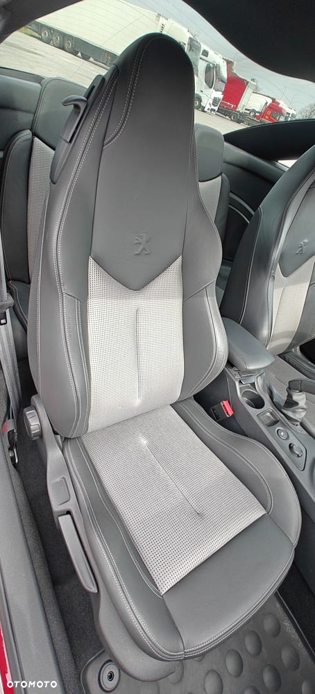 Peugeot RCZ 2.0 HDi FAP 160 - 25