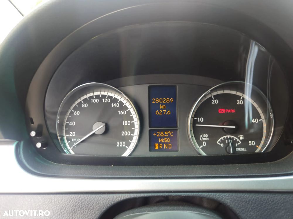 Mercedes-Benz Viano - 18