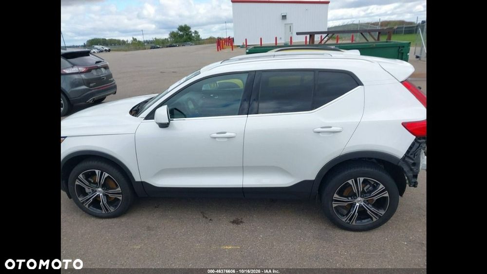 Volvo XC 40 T5 AWD Inscription - 7