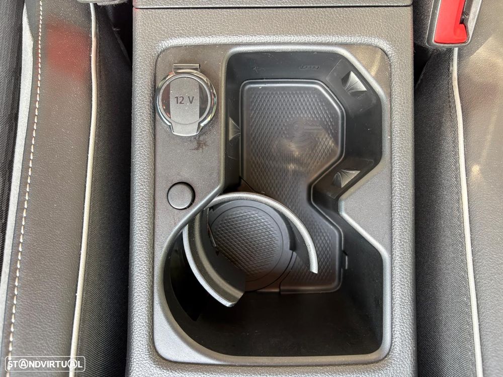 VW Golf 2.0 TDI SCR DSG R-Line - 18