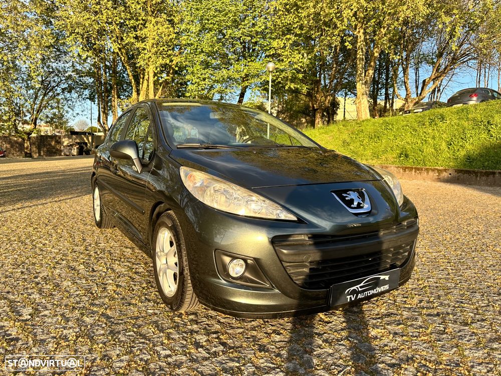 Peugeot 207 1.4 16V Active - 11