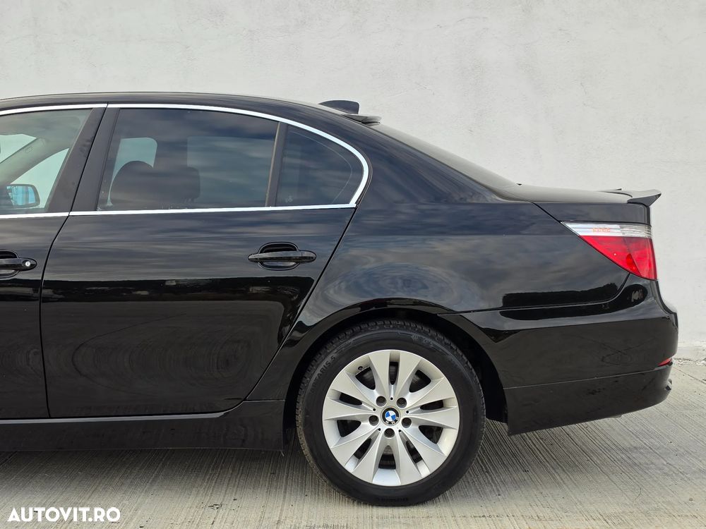 BMW Seria 5 520d Aut. Edition Exclusive - 13