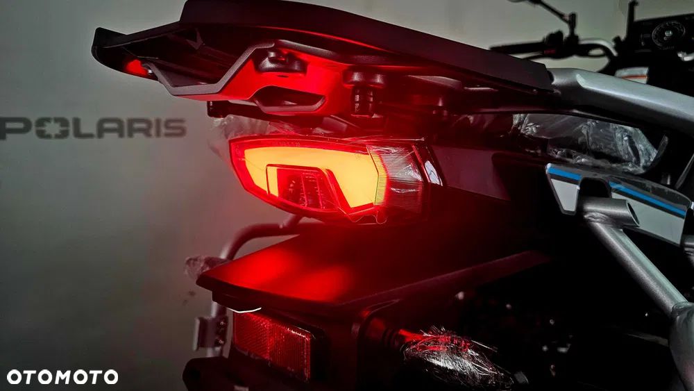 CFMoto 800MT Touring - 7