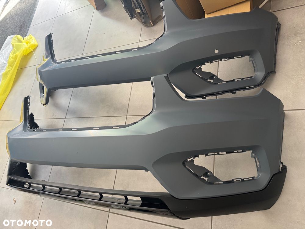 Volvo XC40 18- zderzak przód nowy - 1