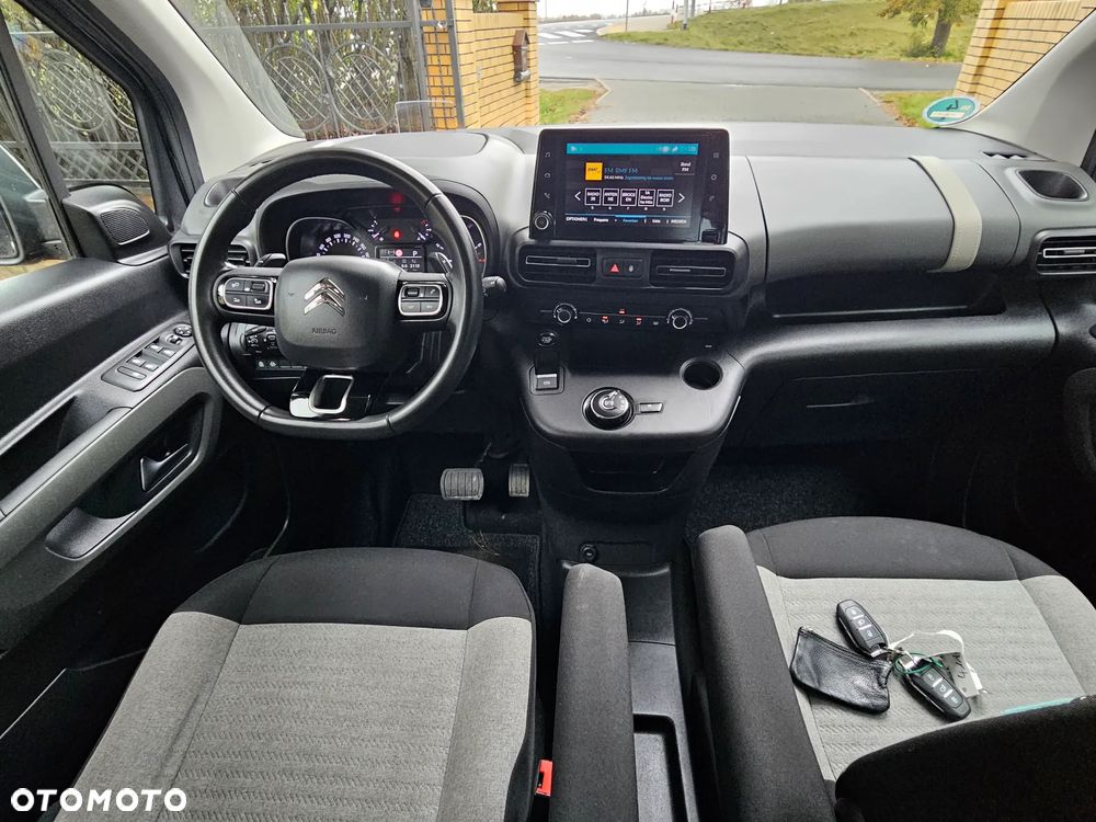 Citroën Berlingo M PureTech 130 EAT8 SHINE - 24