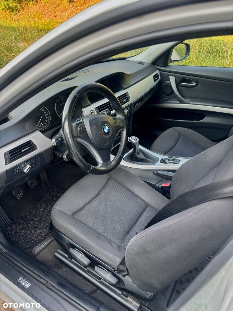 BMW Seria 3 - 17