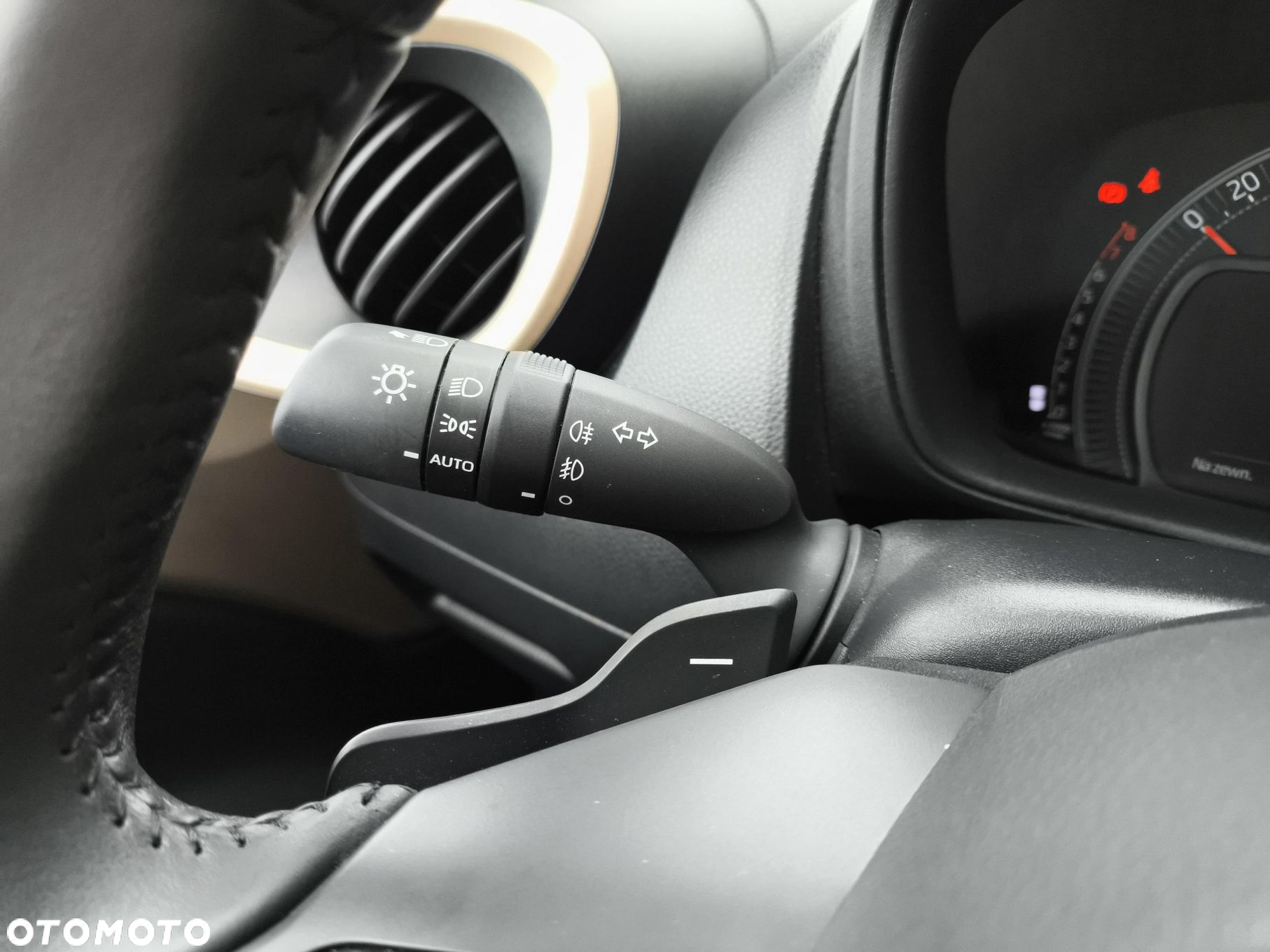 Toyota Aygo X 1.0 VVT-i Style CVT - 24