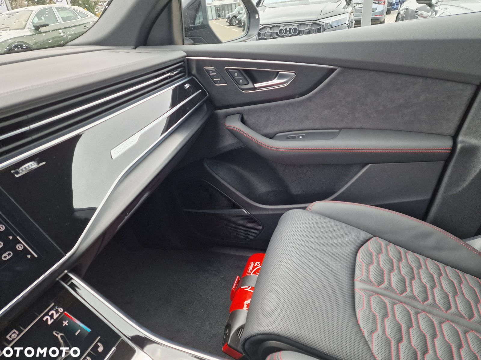 Audi RS Q8 - 26