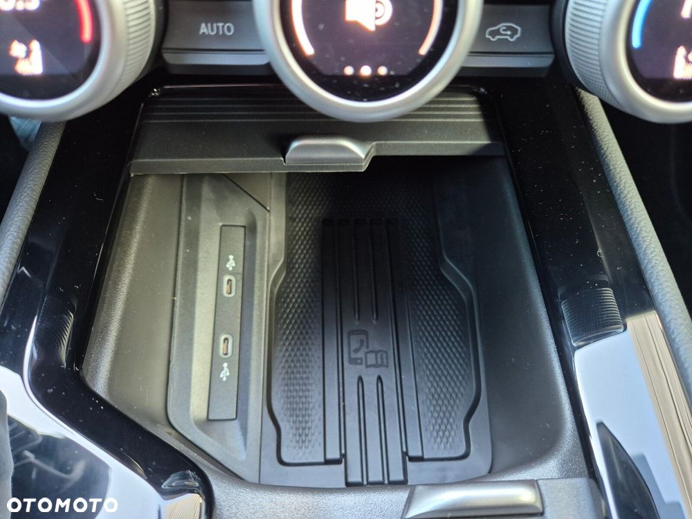 Skoda Superb 2.0 TSI L&K DSG - 41