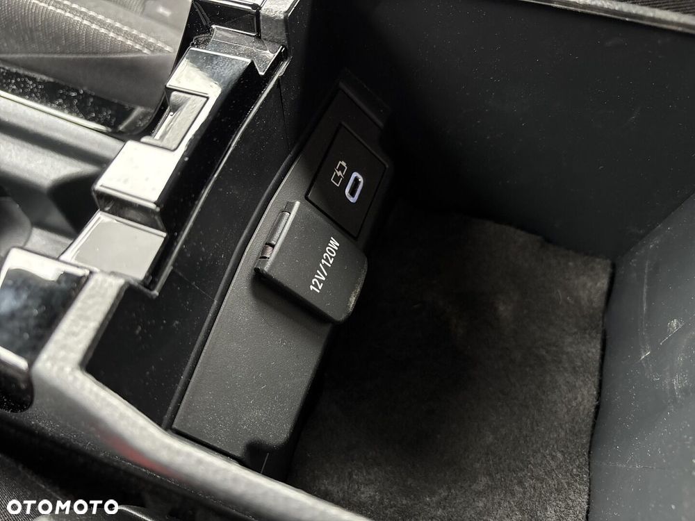 Toyota Corolla 1.8 Hybrid Comfort - 36