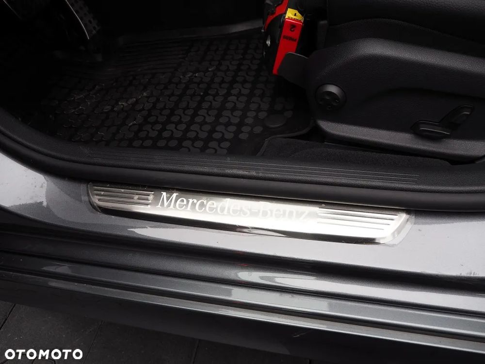 Mercedes-Benz Klasa E 220 d 4-Matic AMG - 22