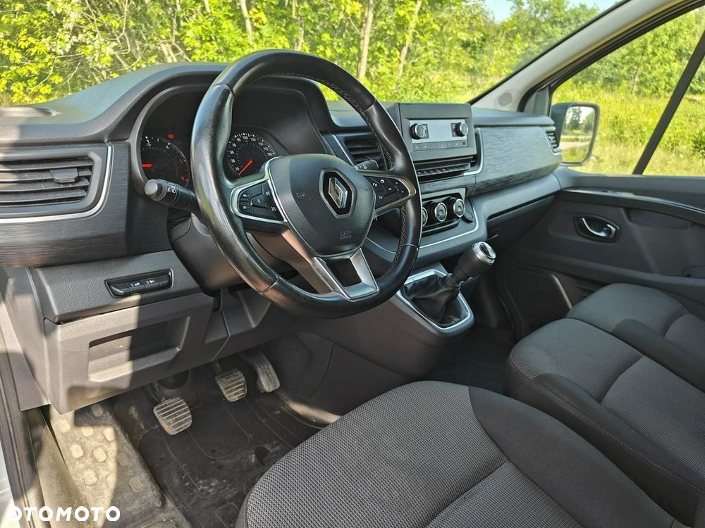 Renault Trafic - 9