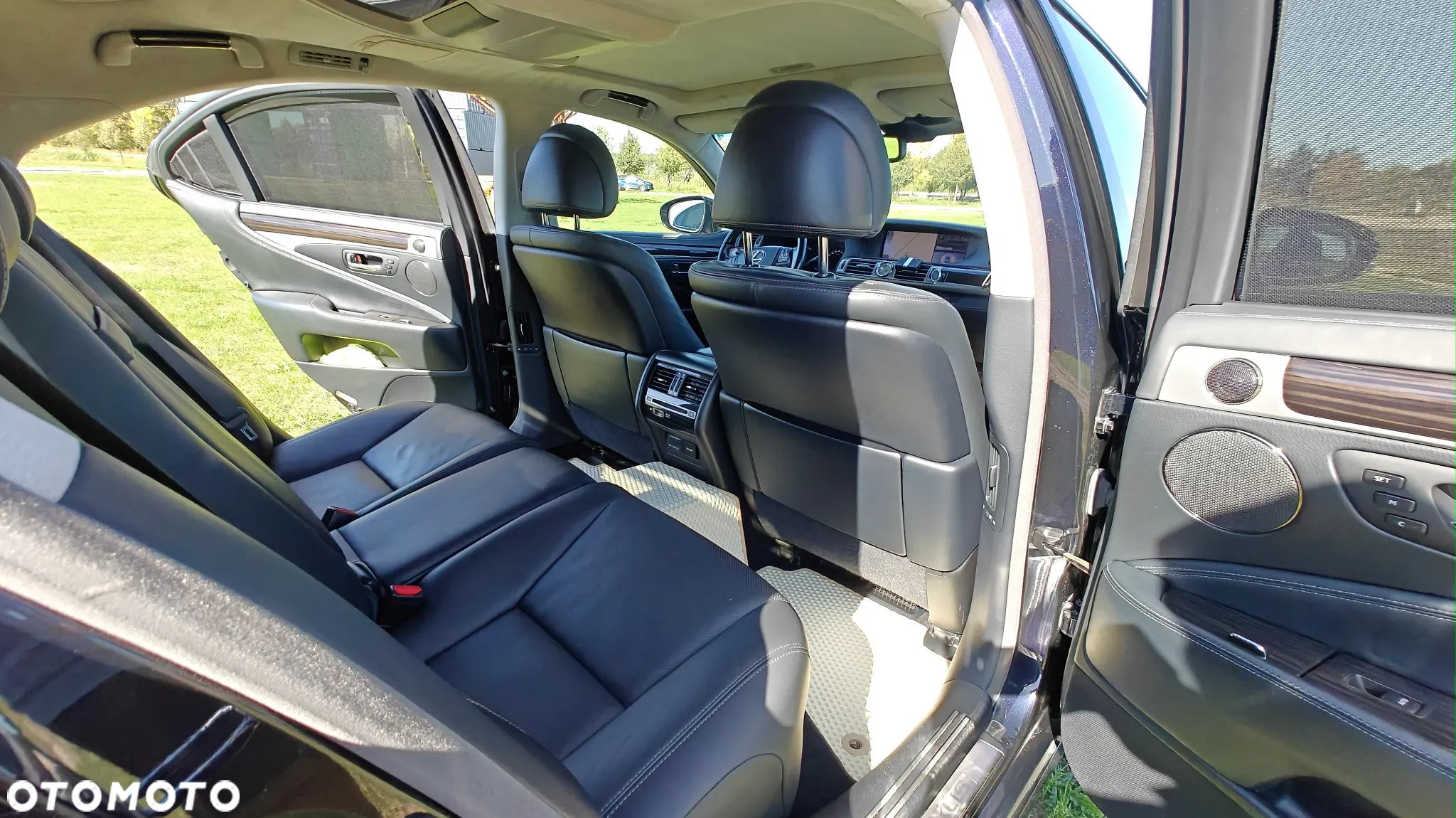 Lexus LS - 20