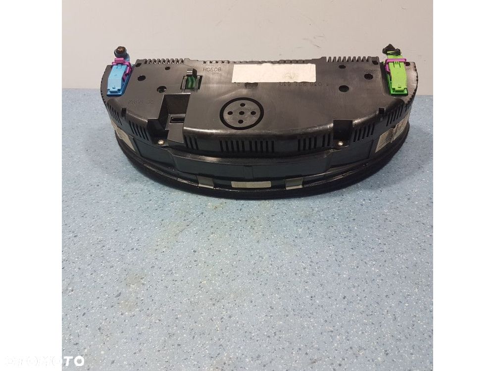 AUDI A4 B6 1.9 TDI AWX LICZNIK 8E0920900K - 5