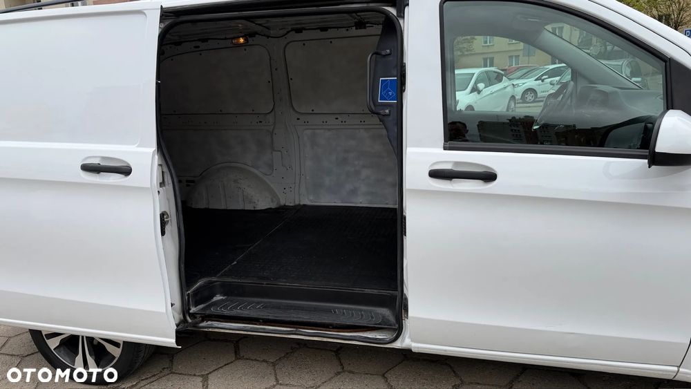 Mercedes-Benz Vito - 21