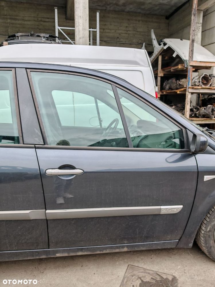 Drzwi P/L tył/przód, Renault Scenic II 2004 5d - 4