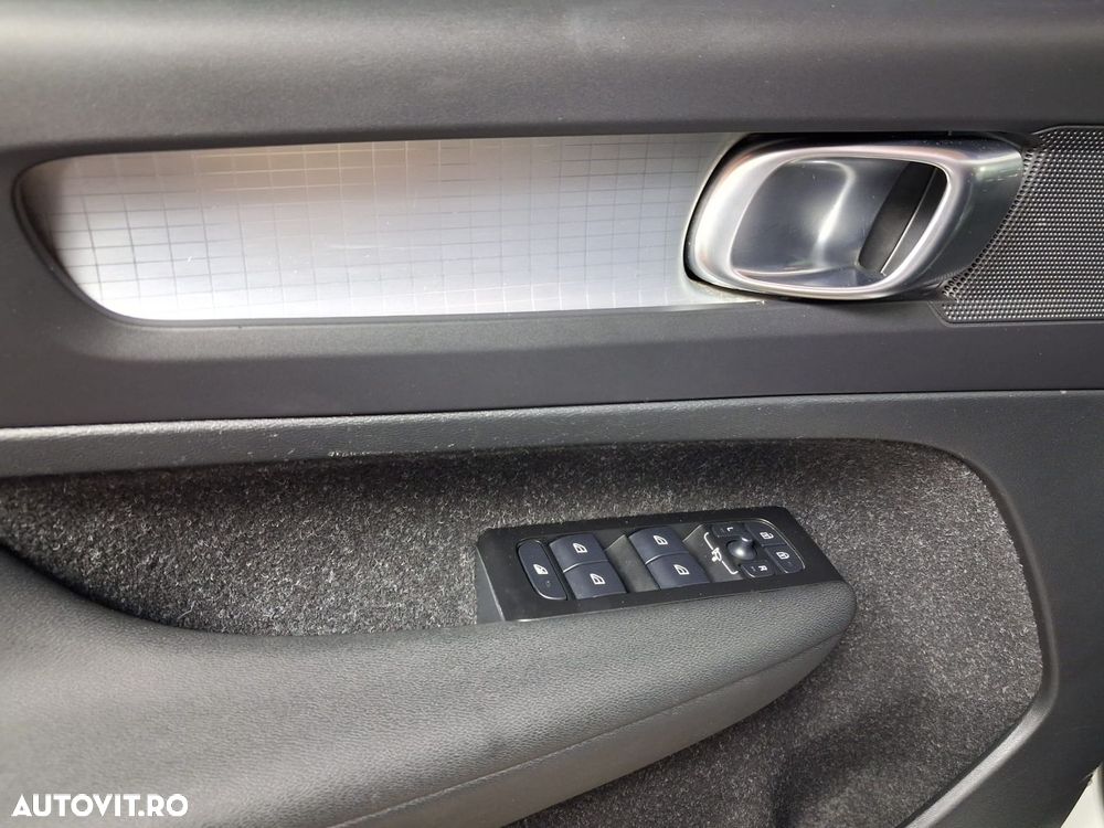 Volvo XC 40 - 9