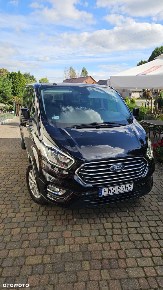 Ford Tourneo Custom - 2