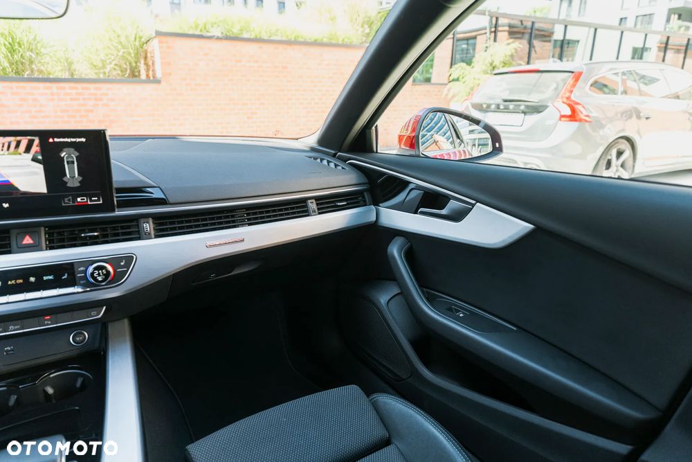 Audi A4 Avant 40 TFSI quattro S tronic S line - 24