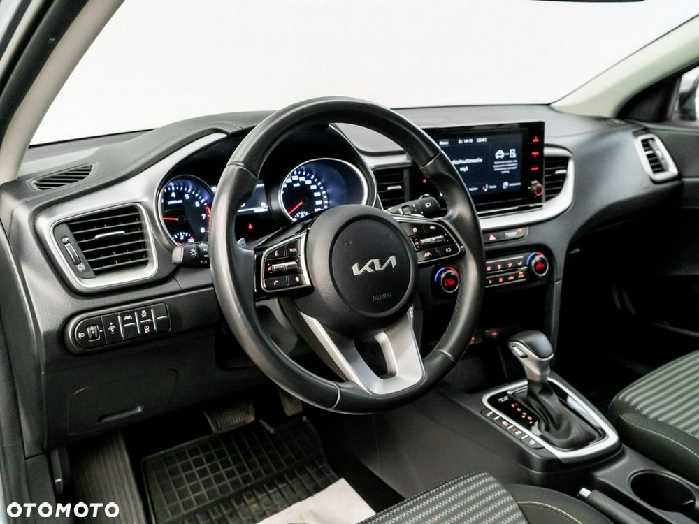 Kia Ceed 1.5 T-GDI M DCT - 18