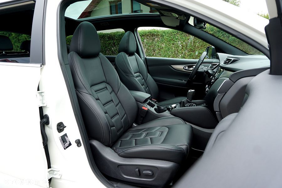Nissan Qashqai 1.3 DIG-T DCT TEKNA+ - 28