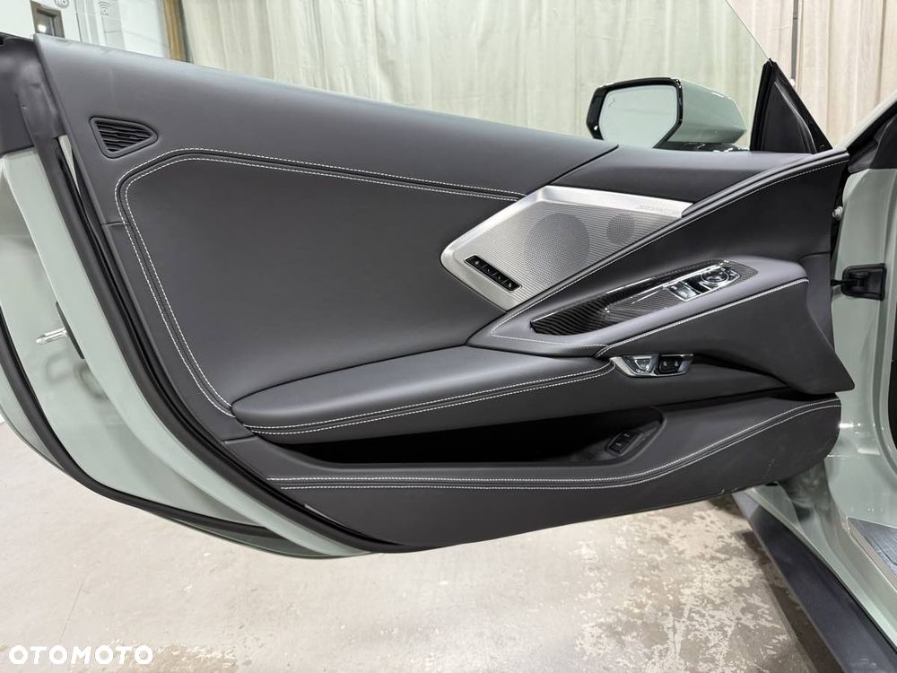 Chevrolet Corvette Stingray 3LT 6.2 V8 Automatik - 11
