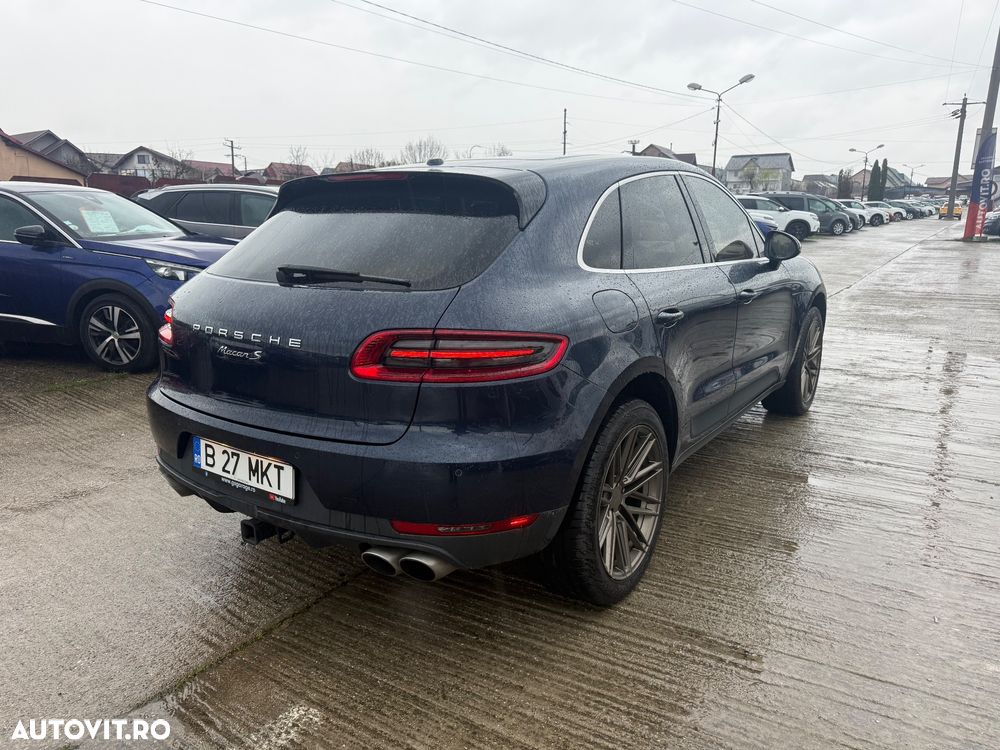 Porsche Macan - 4