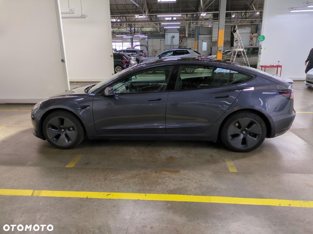 Tesla Model 3 Standard Reichweite Plus Hinterradantrieb - 7