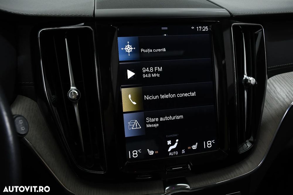 Volvo XC 60 Recharge T8 Twin Engine eAWD Inscription - 38