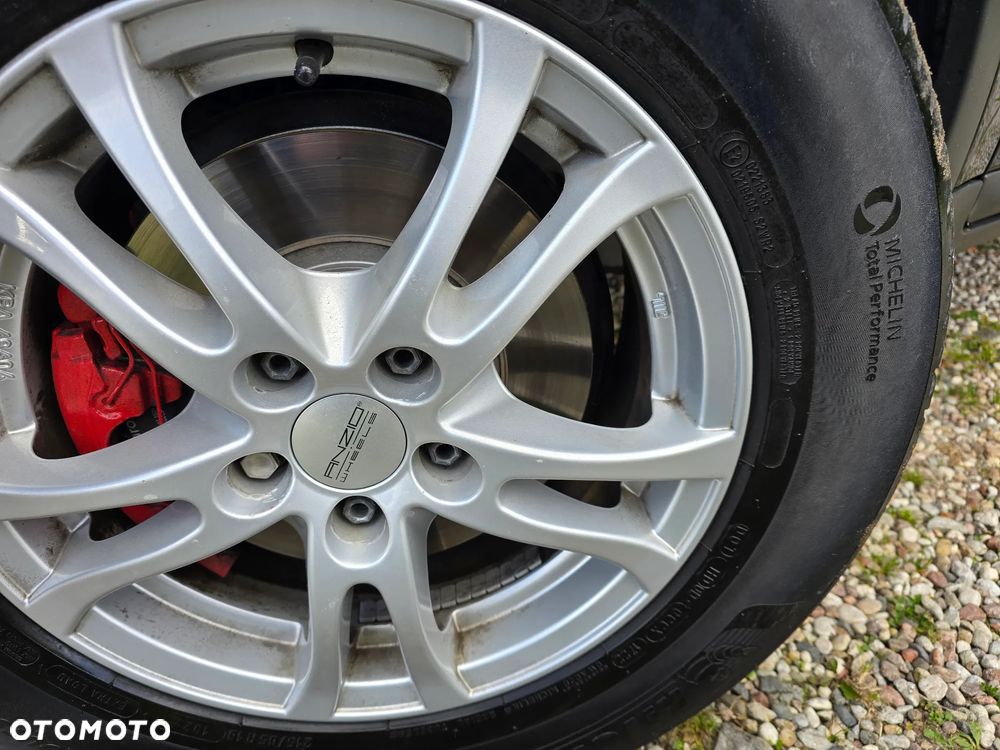 Ford Kuga 2.0 TDCi 2x4 Trend - 13