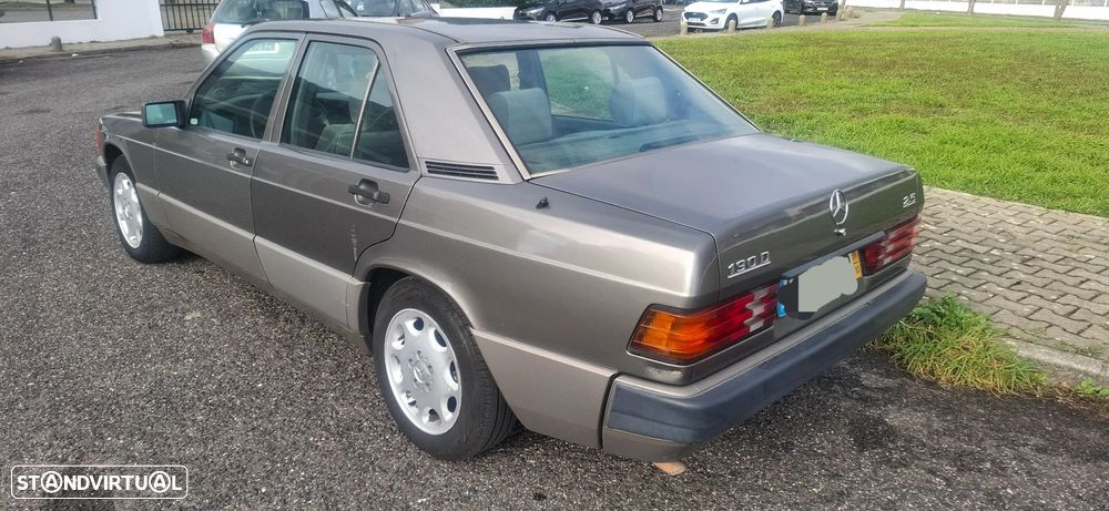 Mercedes-Benz W201 (1982-1993) 190 D 2.5 - 2