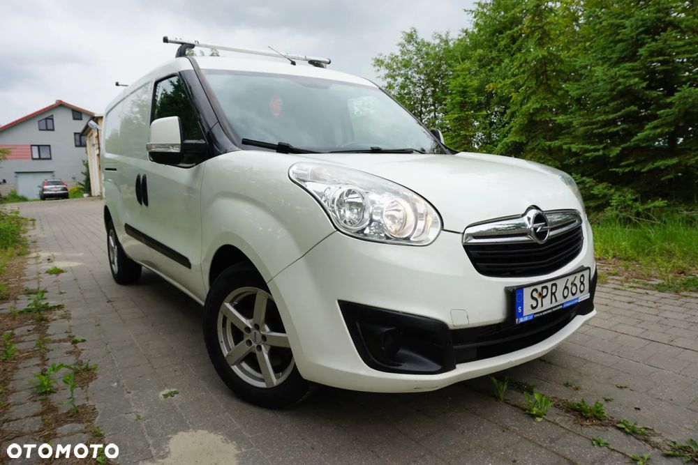 Opel COMBO - 10