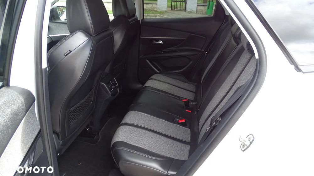 Peugeot 3008 - 15