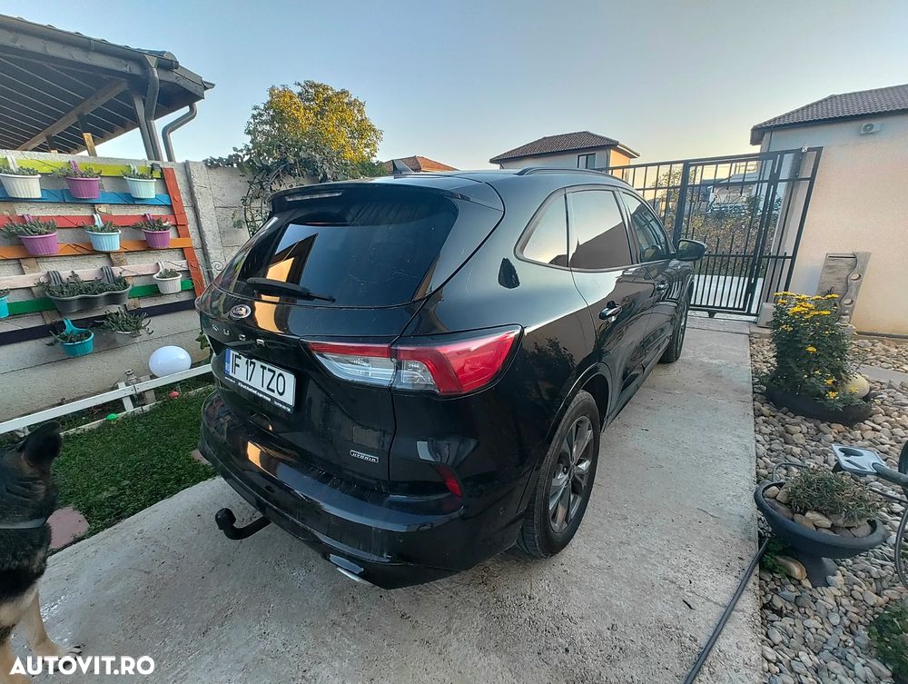 Ford Kuga 2.5 Duratec PHEV ST-LINE - 9