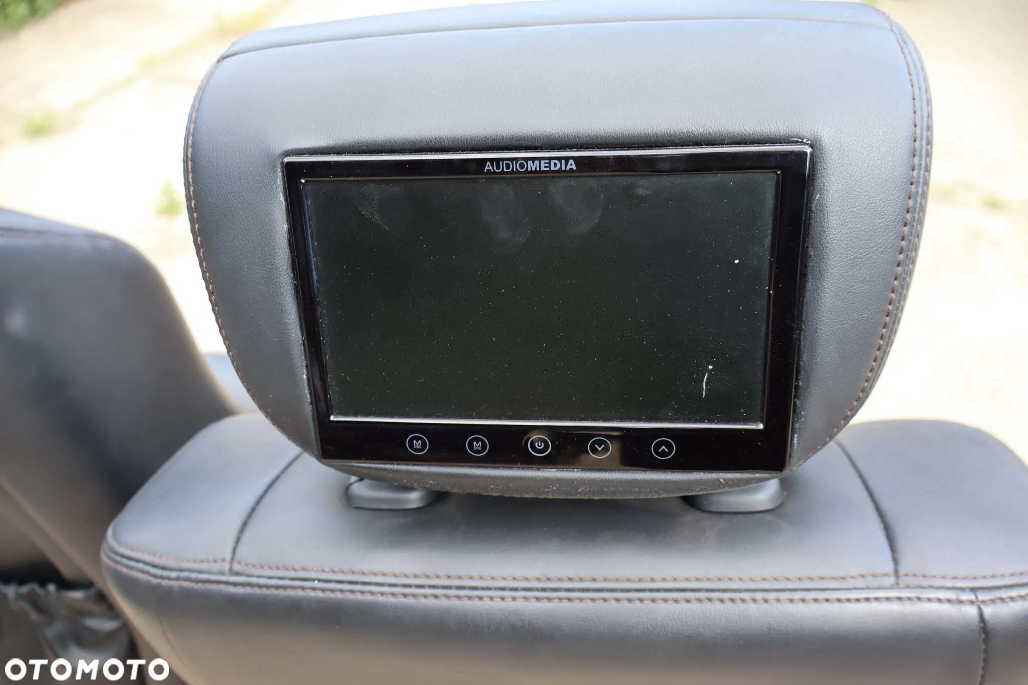 FOTEL FOTELE KANAPA TAPICERKI DRZWI ZAGŁÓWEK TV AUDIOMEDIA SKÓRA INFINITY FX II LIFT QX70S 2012 - 8