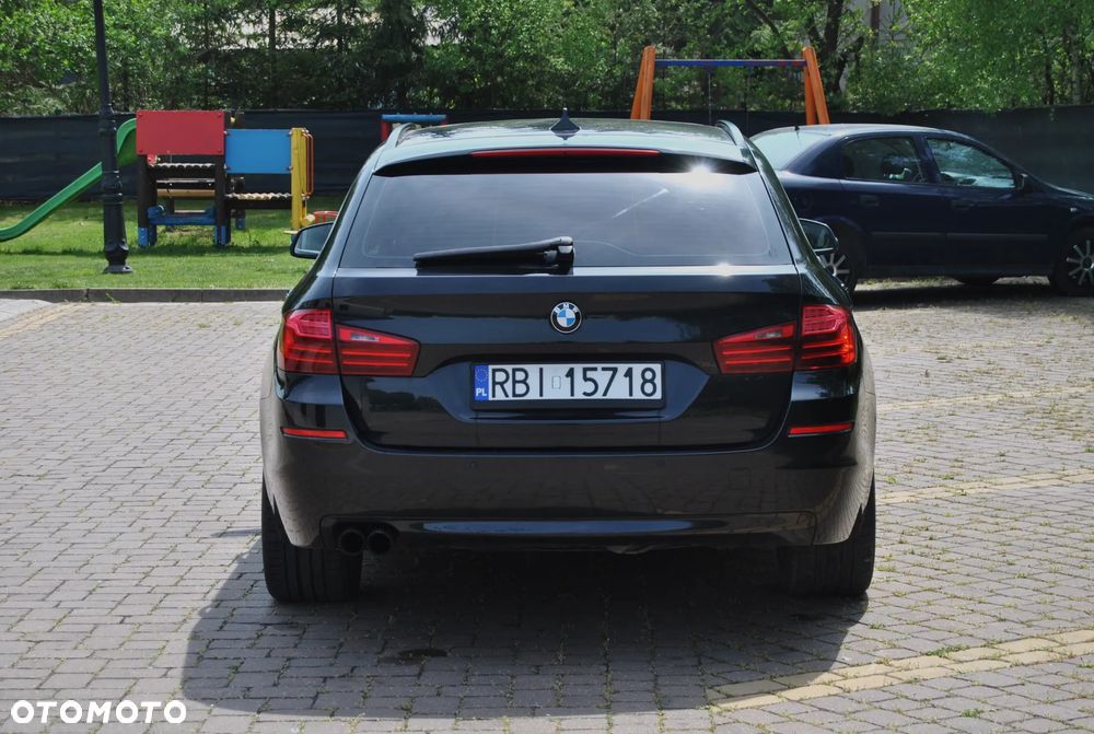 BMW Seria 5 520d Luxury Line - 22