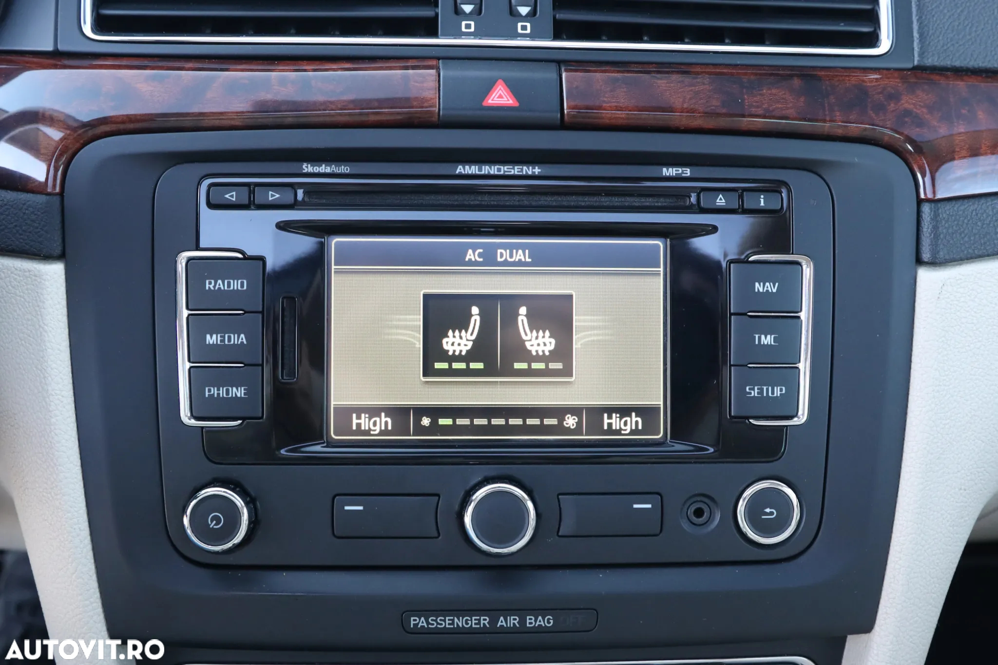 Skoda Superb 2.0 TDI Elegance DSG - 17