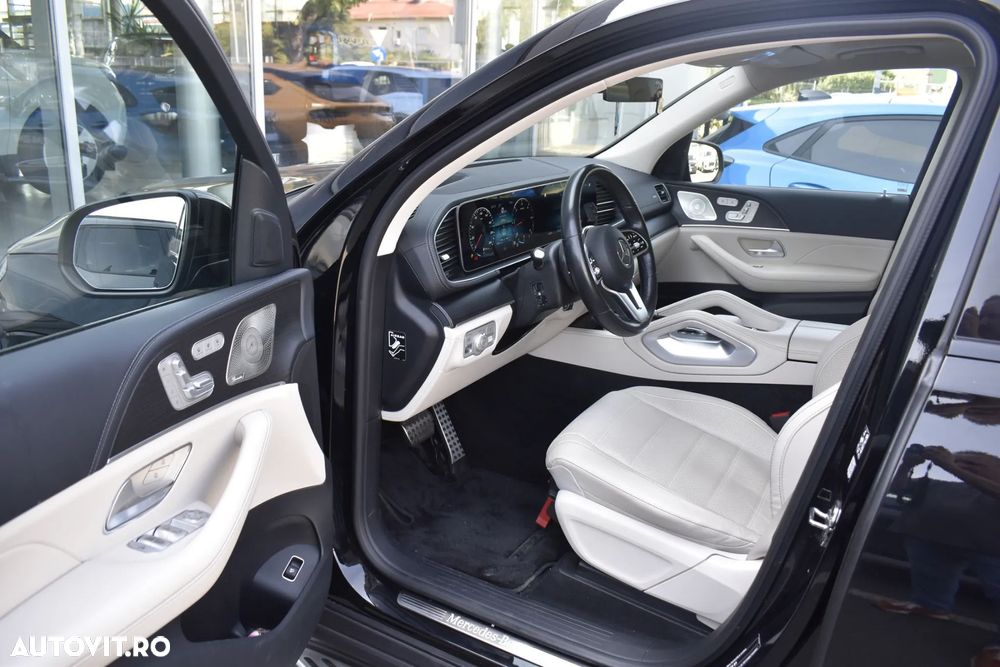 Mercedes-Benz GLS - 20