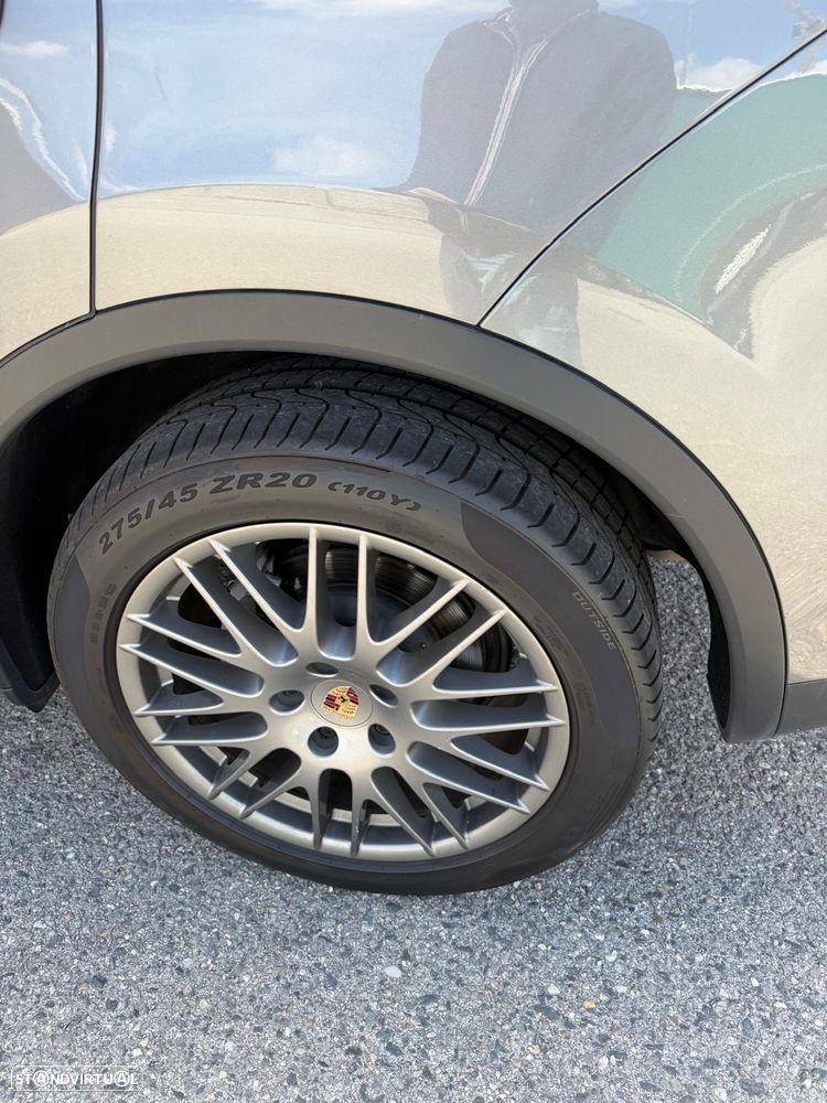 Porsche Cayenne 3.0 V6 - 16