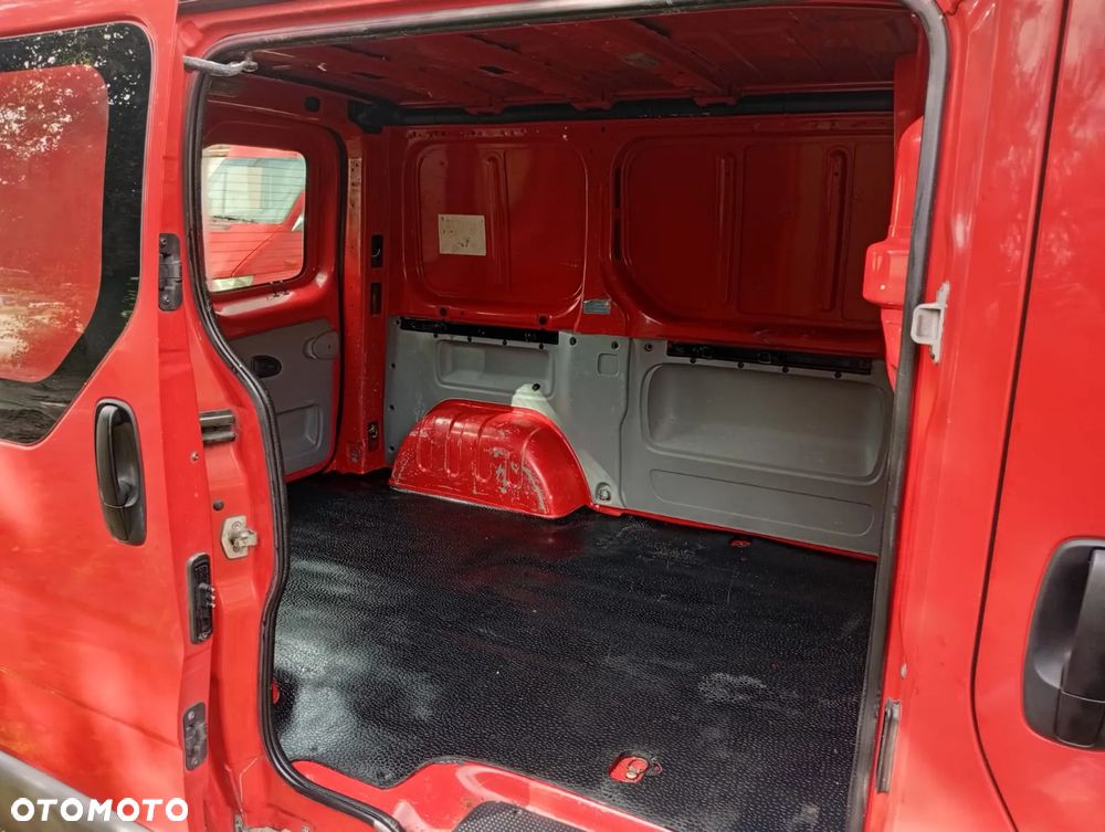 Renault Trafic - 18
