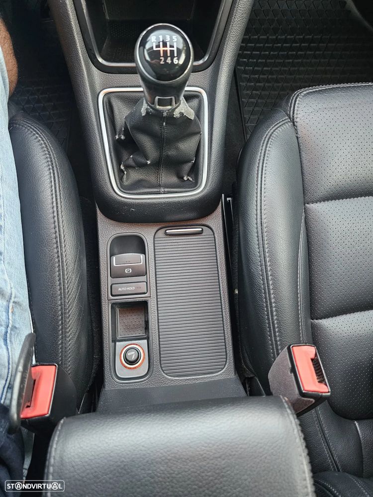 VW Sharan - 32