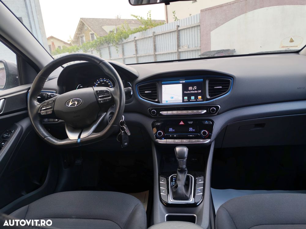 Hyundai IONIQ 1.6 GDI Style - 8