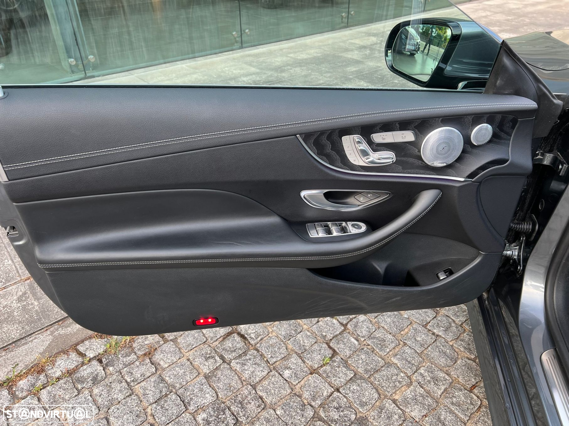 Mercedes-Benz E 220 d Coupe 9G-TRONIC AMG Line - 18