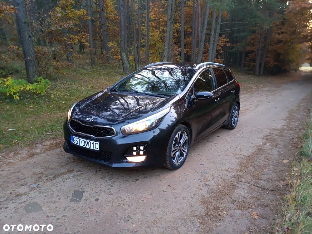 Kia Ceed 1.6 CRDi GT Line - 1