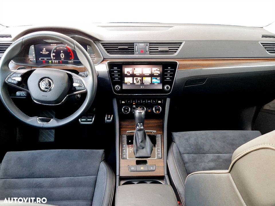 Skoda Superb 2.0 TDI 4X4 DSG Scout - 14