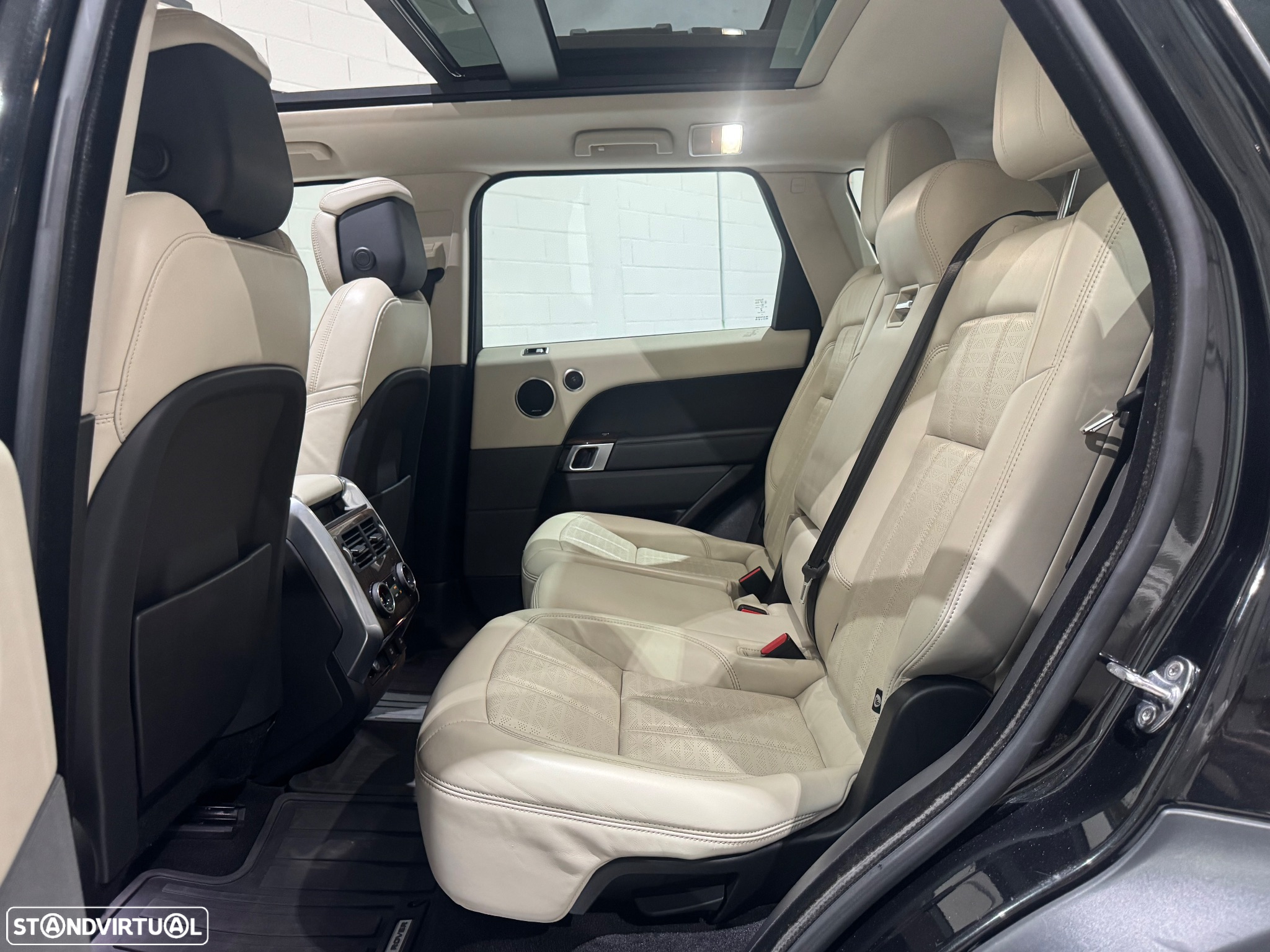 Land Rover Range Rover Sport 2.0 Si4 PHEV HSE Dynamic - 18