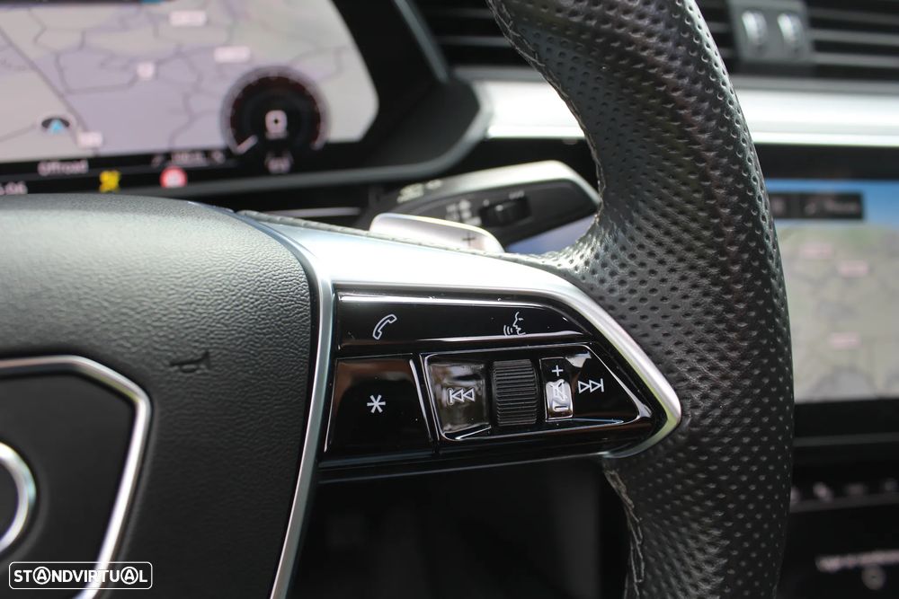 Audi e-tron 55 quattro S line - 18
